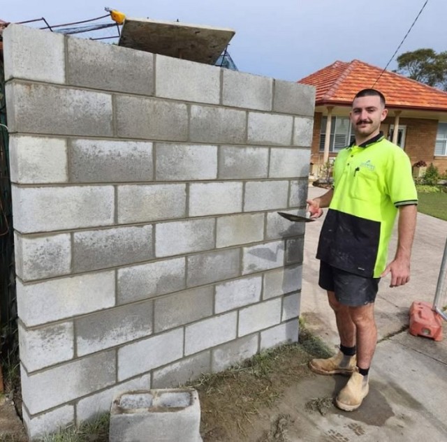 Auswide Masonry block wall